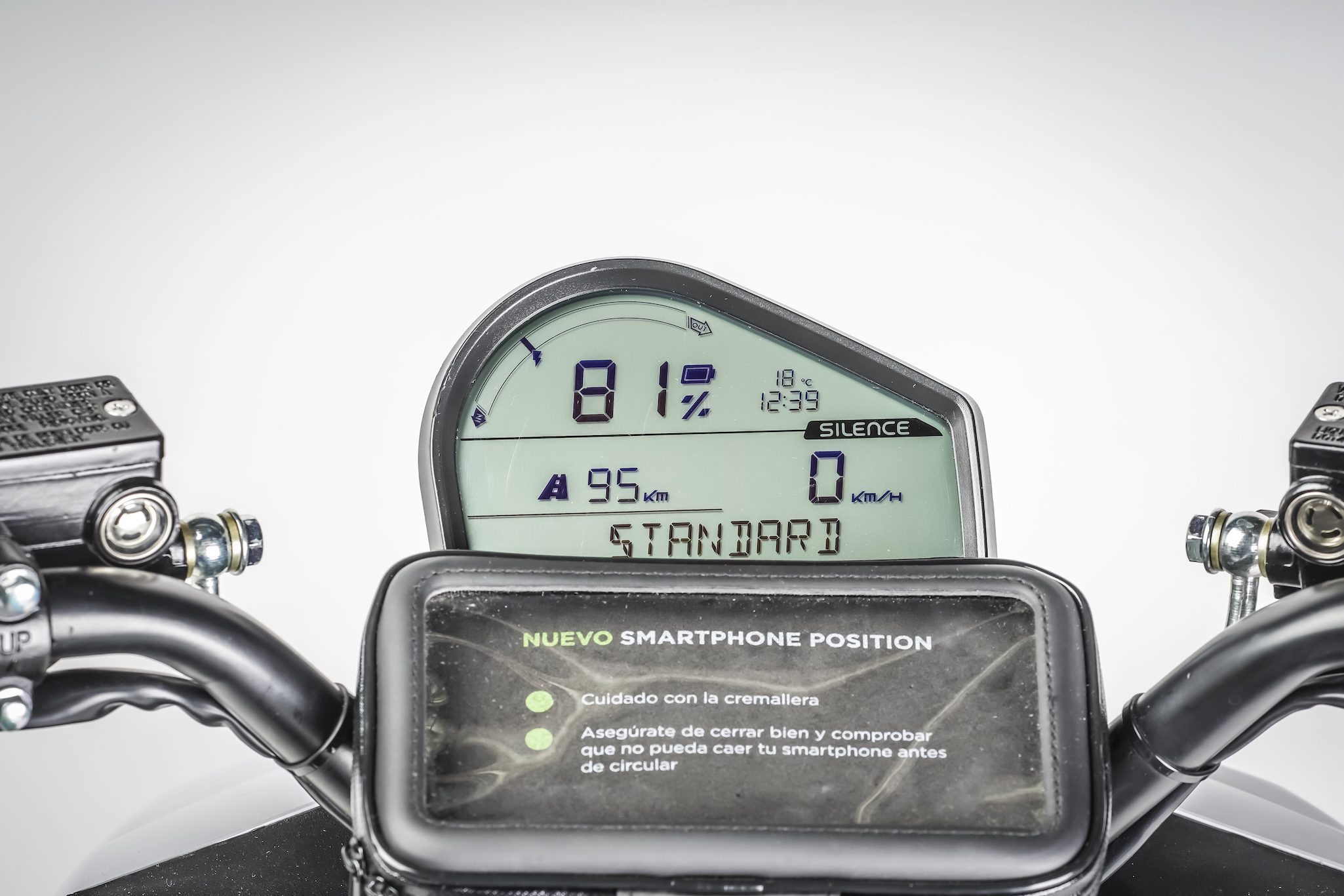 Elektroroller Silence S02 Display Etrix 90 Kmh